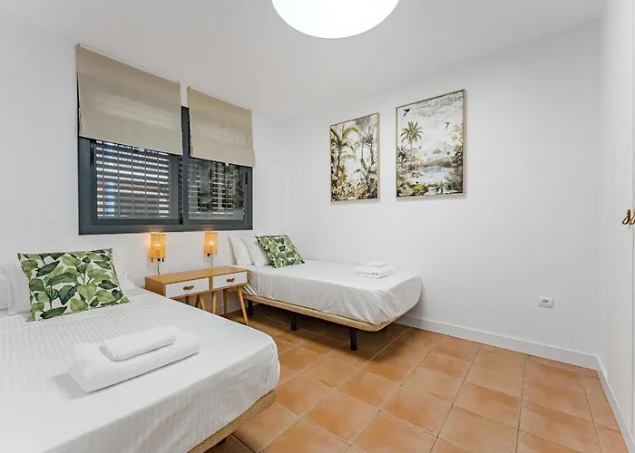 Sea View Family Heated Pool